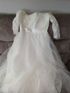 White Lace & Tulle Kids Dress with Long Sleeves